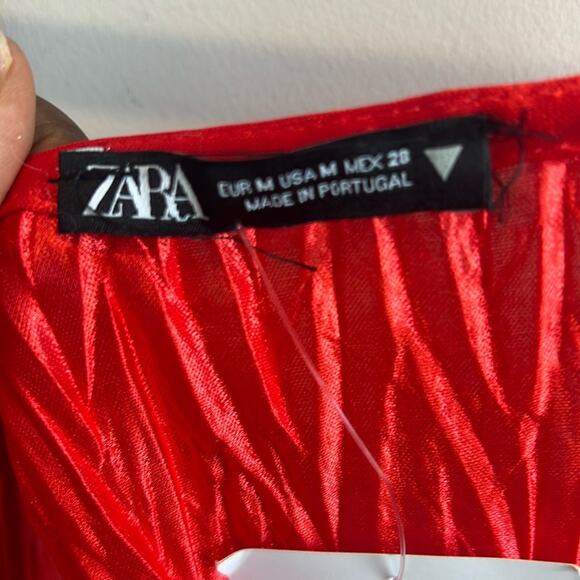 NWT Zara Crinkled Peplum Crop Top Size M NWT Red - Picture 5 of 7
